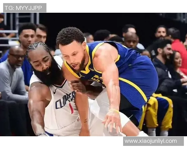 西部决赛勇士与雷霆激战全场精彩回顾与分析