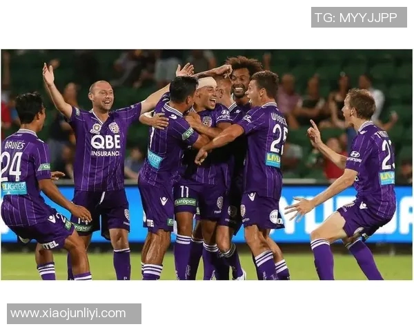 珀斯光荣与西部联历史交锋战绩回顾与分析